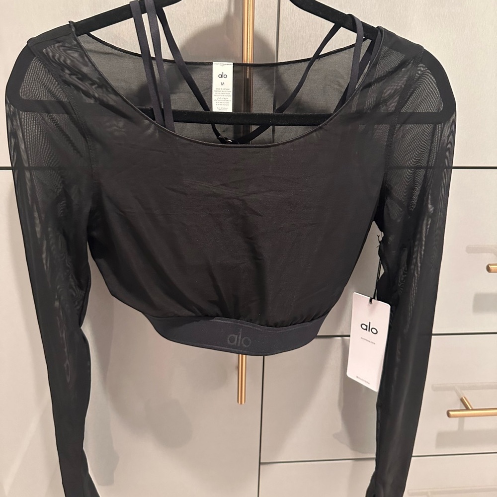 ALO Yoga Black Fitted Crop Blouse